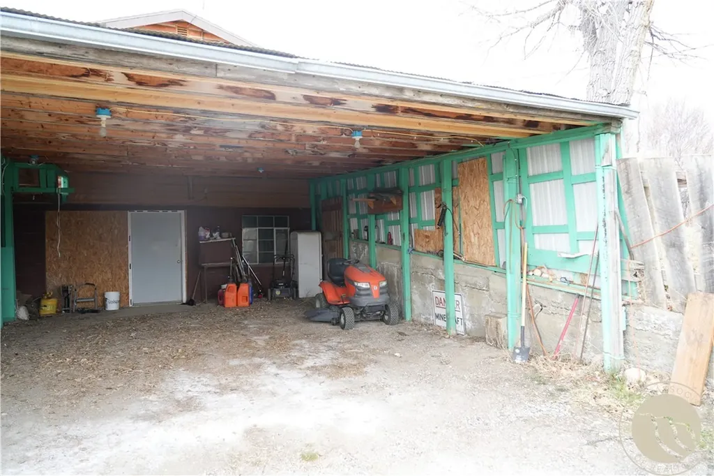 603 Wheatland Avenue S Harlowton MT 59036