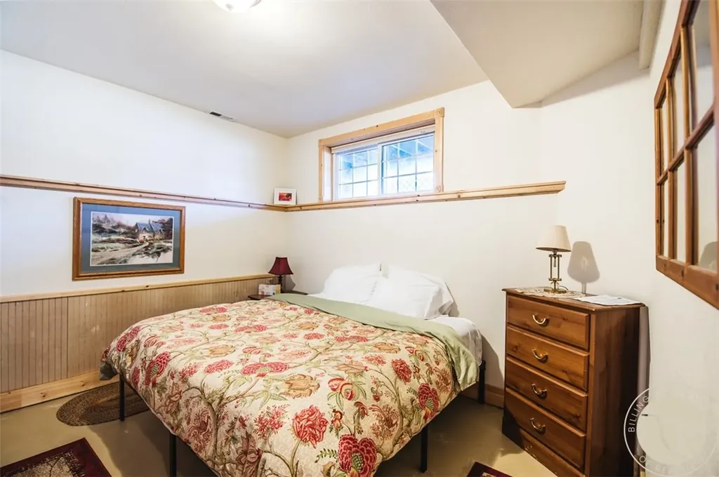 604 Cooper Avenue N (including Extra Lot) Red Lodge MT 59068