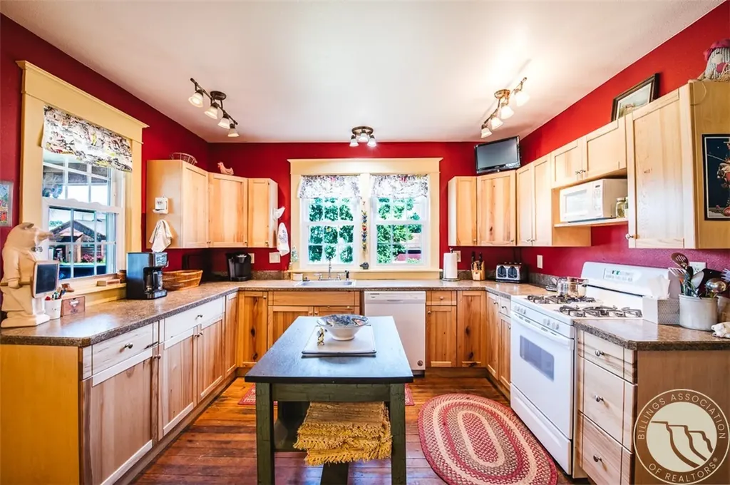 604 Cooper Avenue N (including Extra Lot) Red Lodge MT 59068