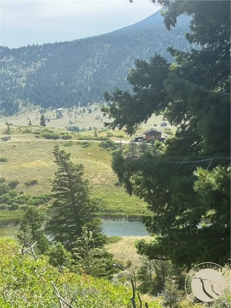 54 Eagle Ridge Nye MT 59061