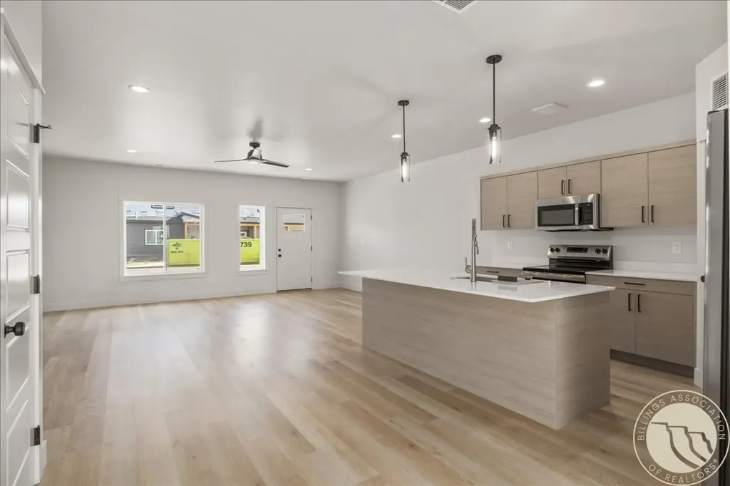 4633 King Avenue West Billings MT 59106