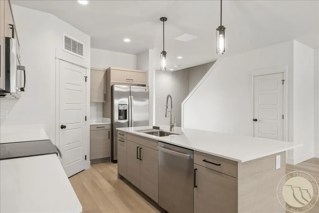 4633 King Avenue West Billings MT 59106