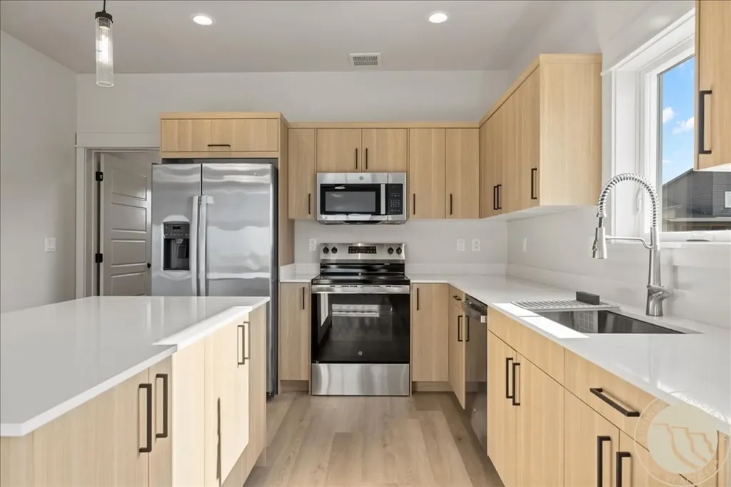 4633 King Avenue West Billings MT 59106