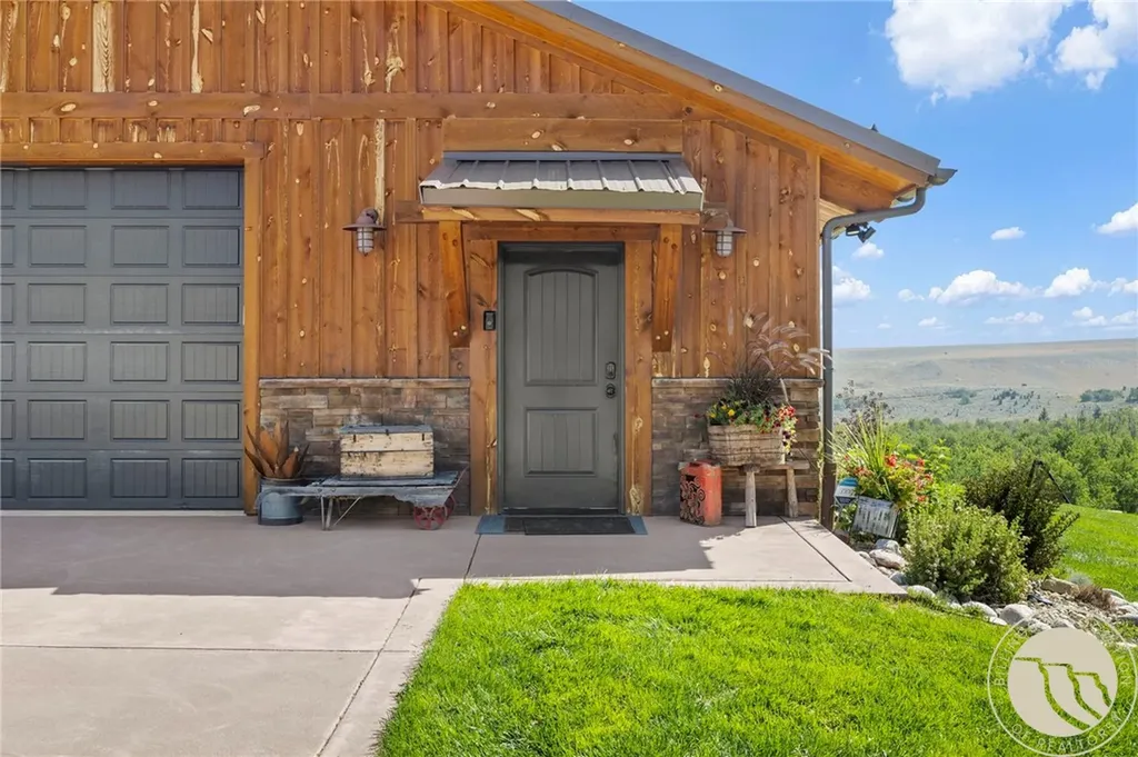 59 Turnback Trail Red Lodge MT 59068