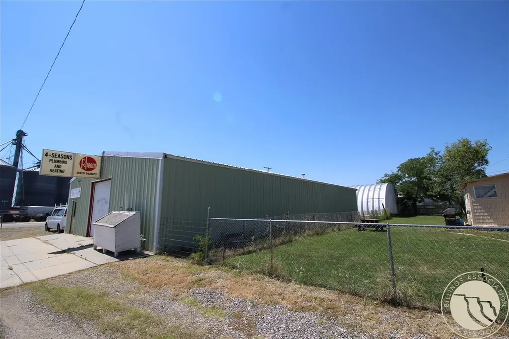110 N Crow Avenue Hardin MT 59034
