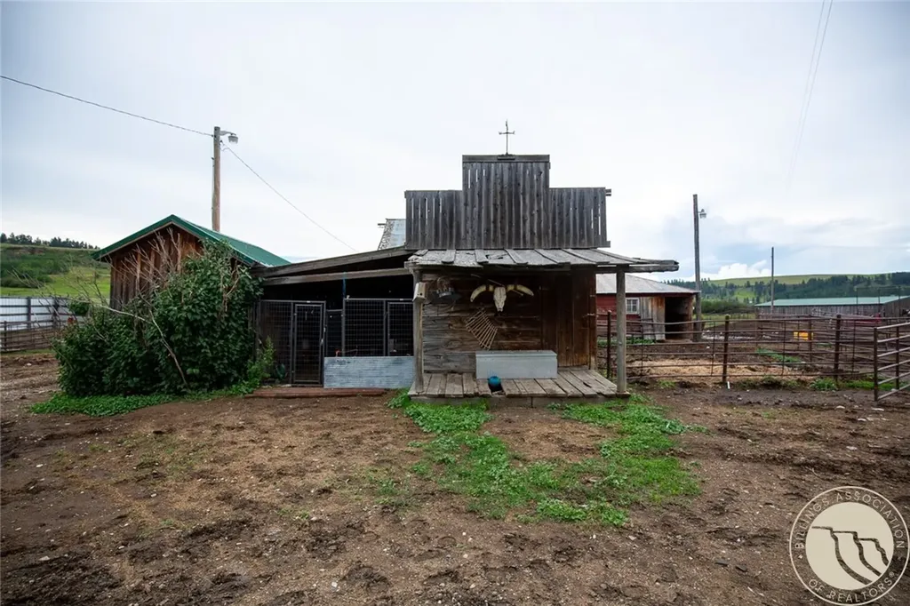 6502 Quarter Horse Lane Lewistown MT 59457