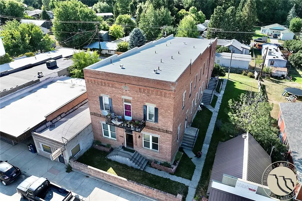 10 S. Woodard Avenue Absarokee MT 59001