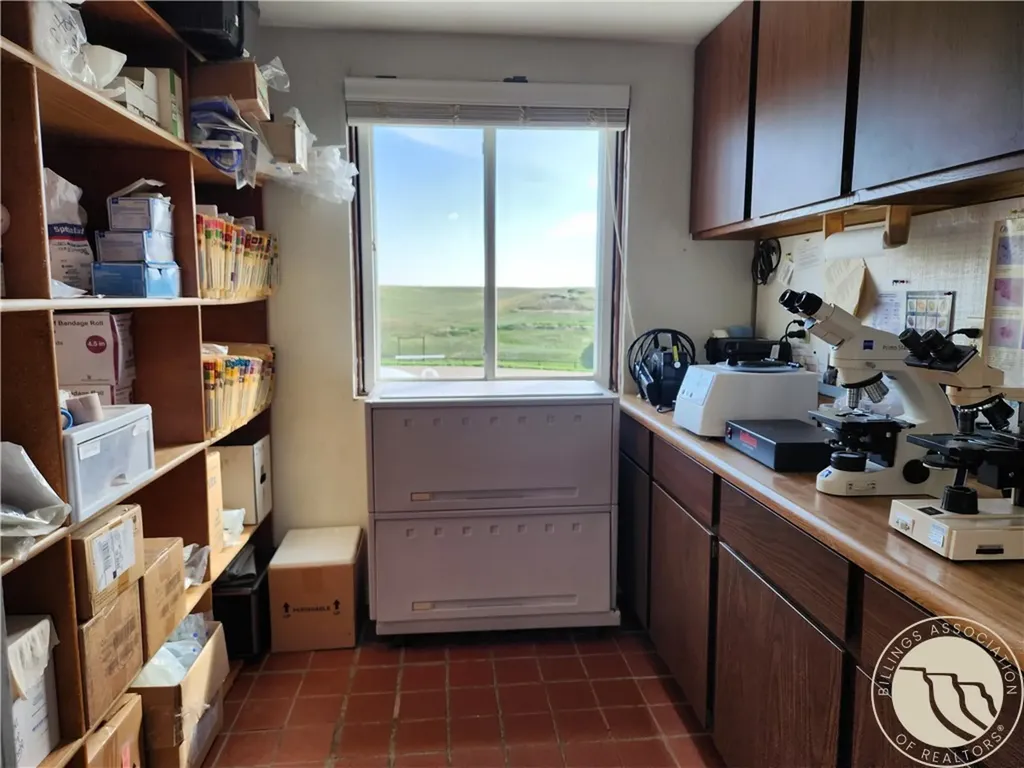 77 Mount Highway 13 Circle MT 59215