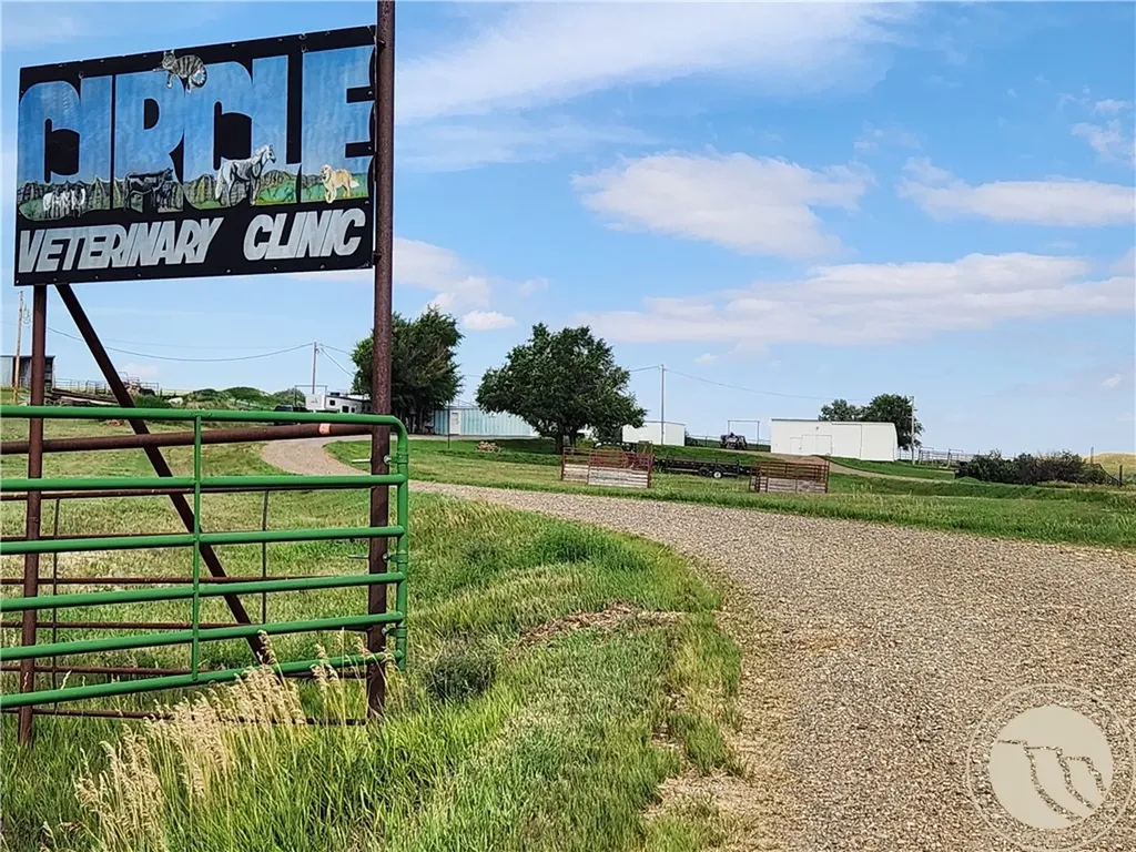 77 Mount Highway 13 Circle MT 59215