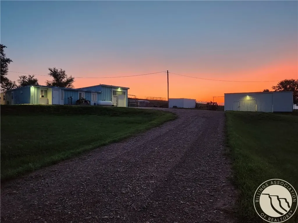 77 Mount Highway 13 Circle MT 59215