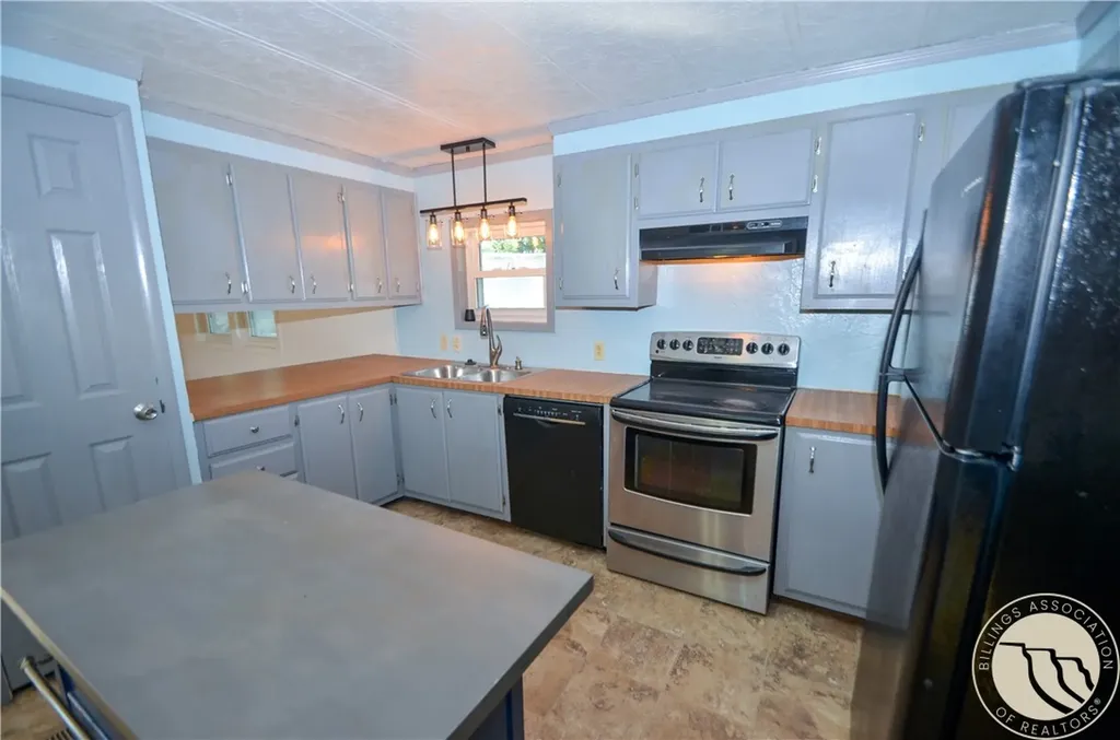 25 Redrock Drive Billings MT 59102