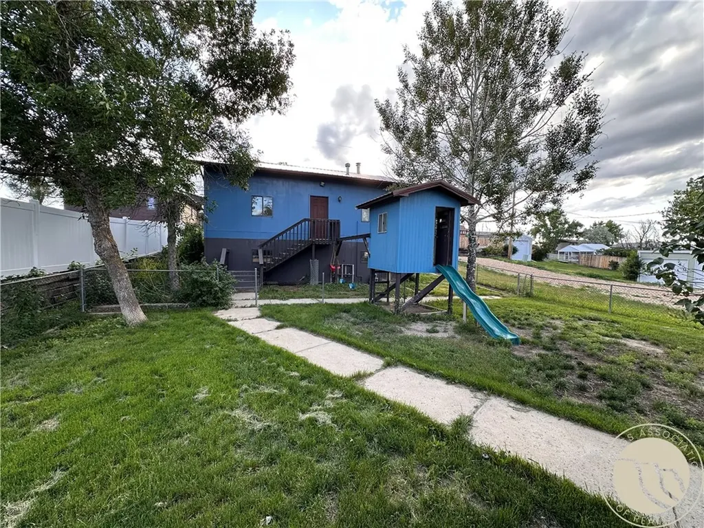 511 S 5th Street W Baker MT 59313