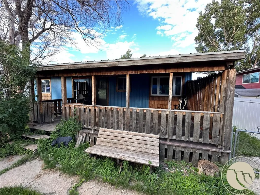 511 S 5th Street W Baker MT 59313