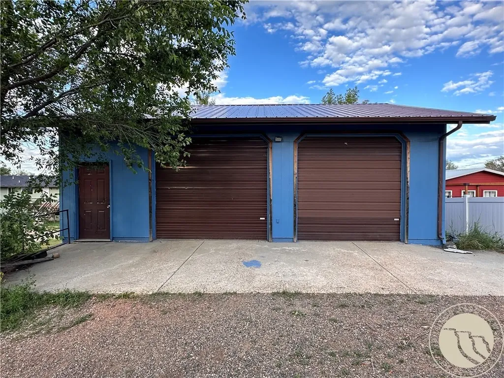 511 S 5th Street W Baker MT 59313