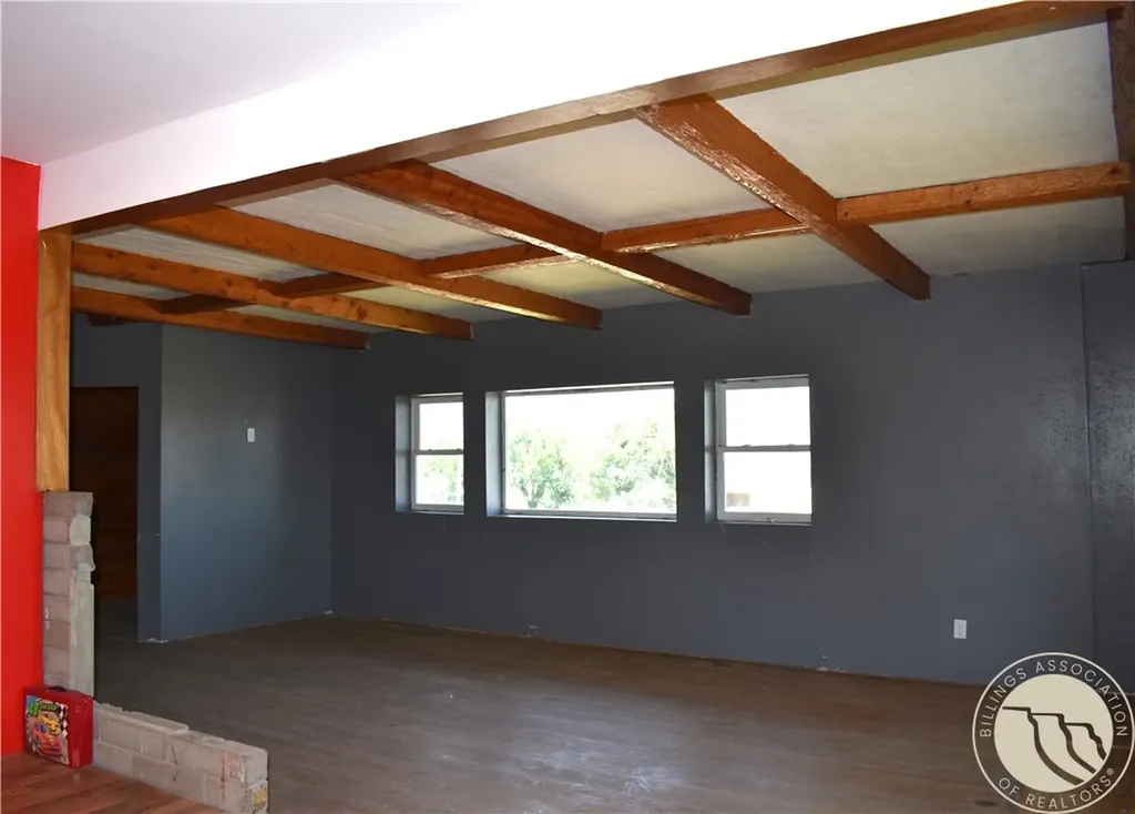 601 12th Avenue Circle MT 59215