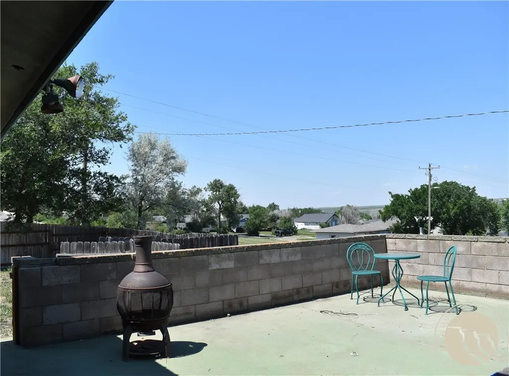 601 12th Avenue Circle MT 59215