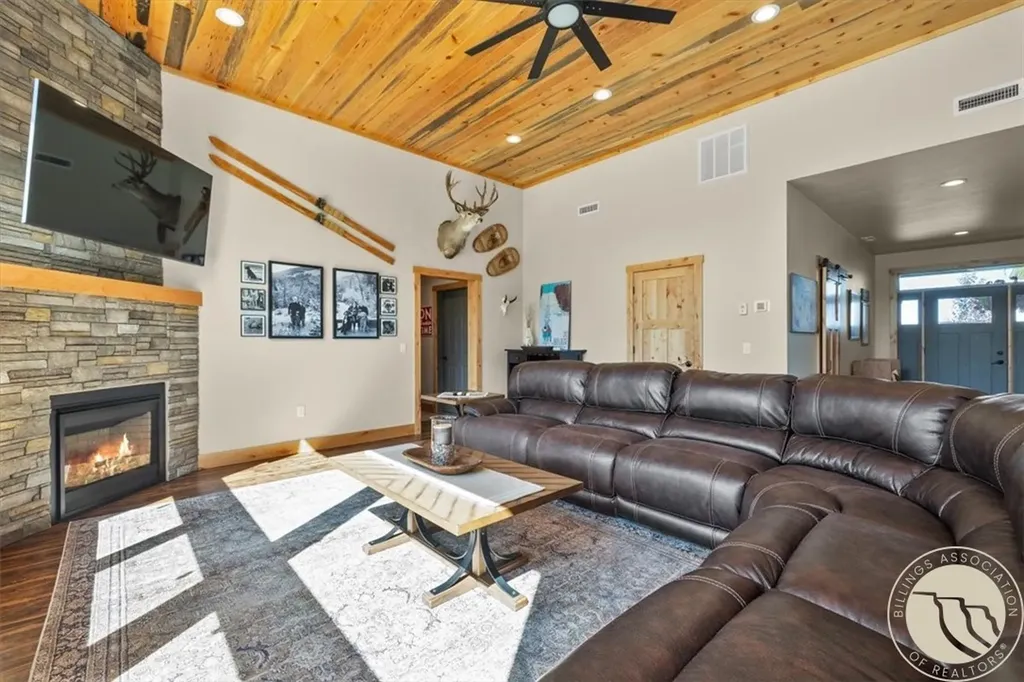 2215 Diamond C Trail Red Lodge MT 59068
