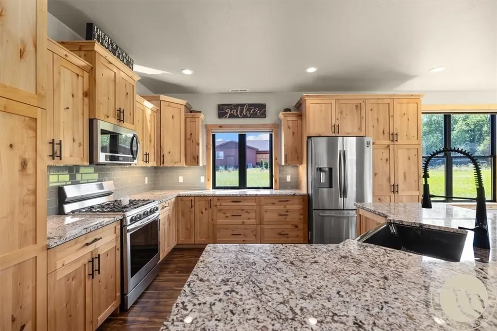 2215 Diamond C Trail Red Lodge MT 59068
