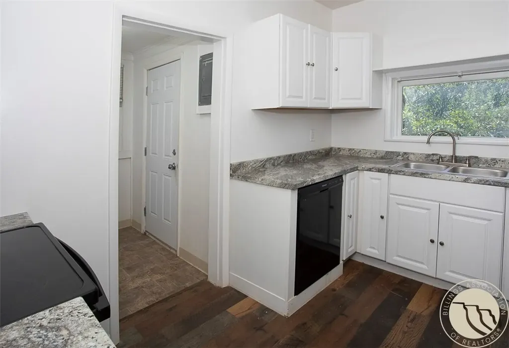 721 N Cody Avenue Hardin MT 59034