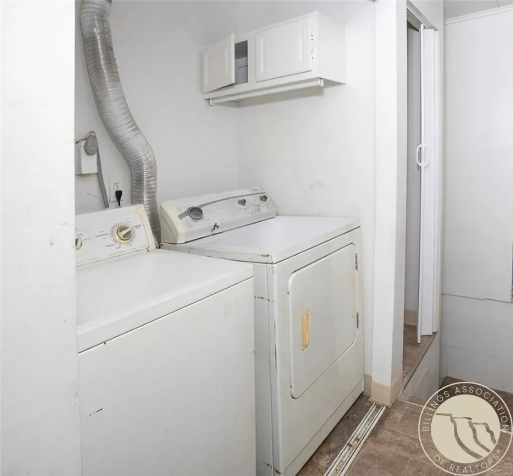 721 N Cody Avenue Hardin MT 59034