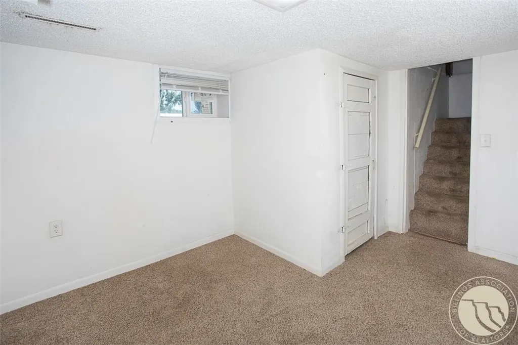 721 N Cody Avenue Hardin MT 59034