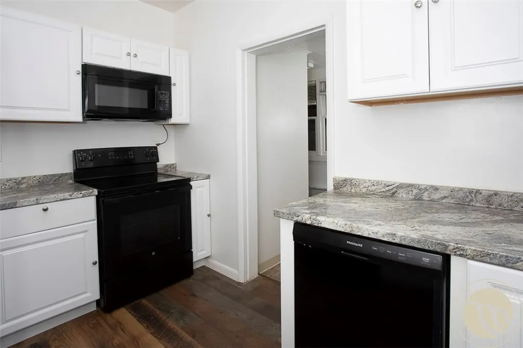 721 N Cody Avenue Hardin MT 59034