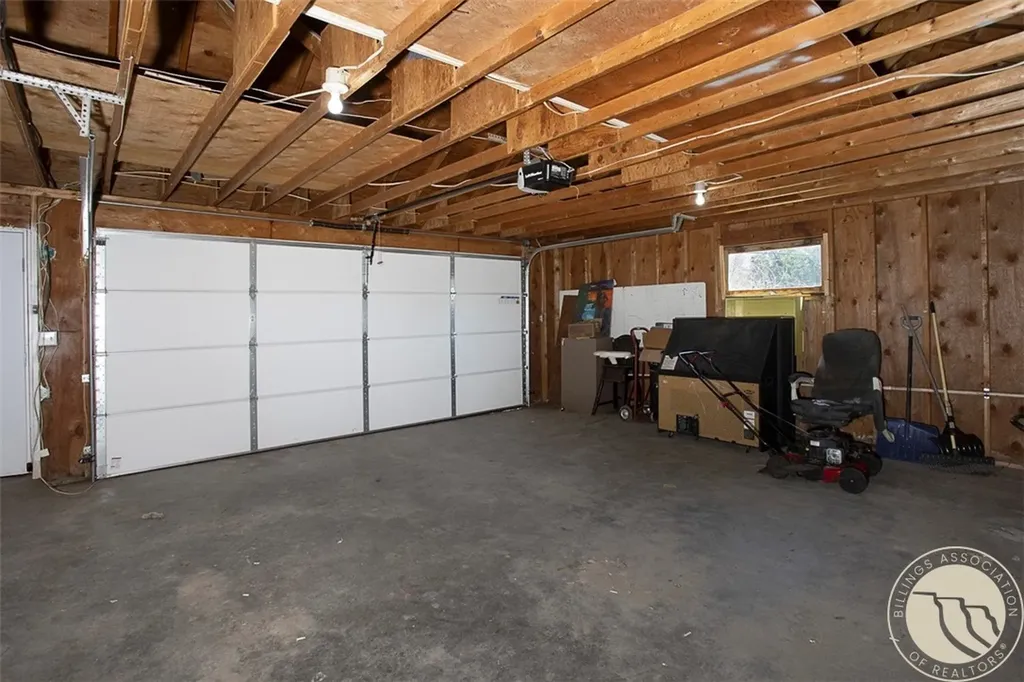 721 N Cody Avenue Hardin MT 59034