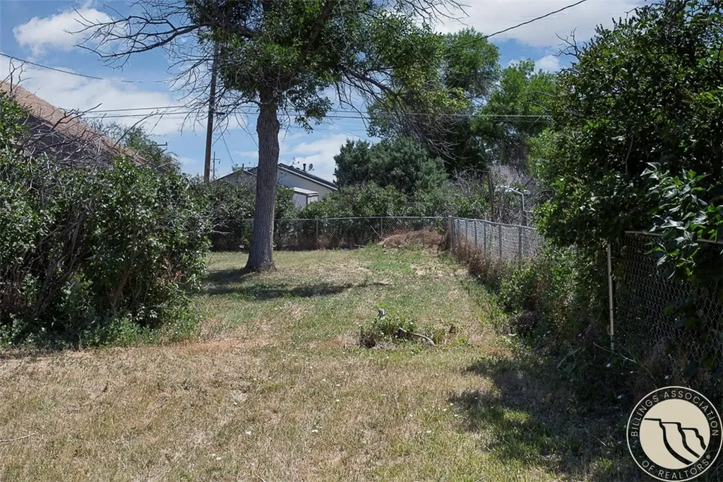 721 N Cody Avenue Hardin MT 59034