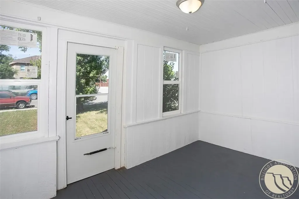721 N Cody Avenue Hardin MT 59034