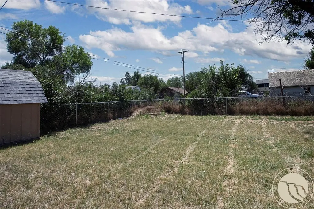 721 N Cody Avenue Hardin MT 59034