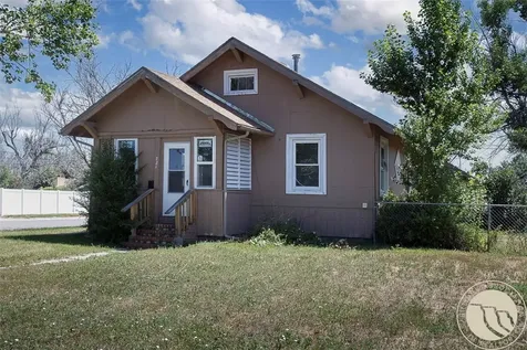 721 N Cody Avenue Hardin MT 59034
