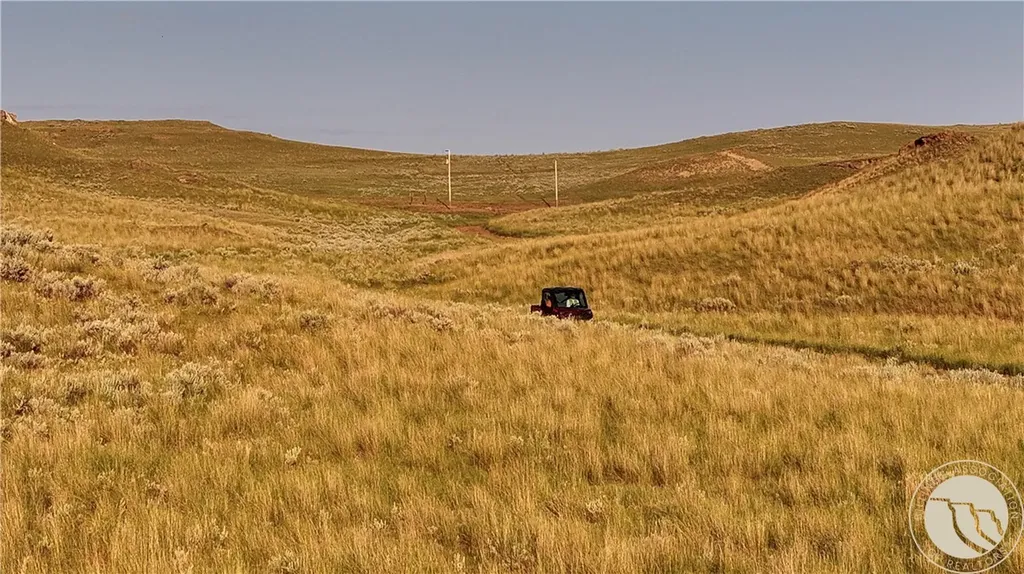 1287 W Little Dry Road Miles City MT 59322