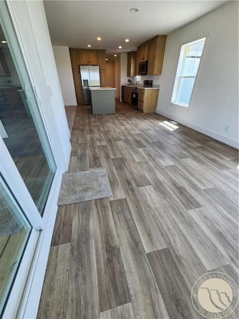 3418 High Noon Shepherd MT 59079