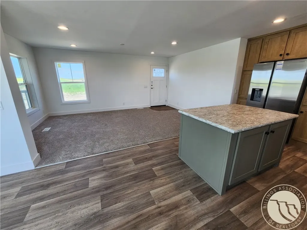 3418 High Noon Shepherd MT 59079