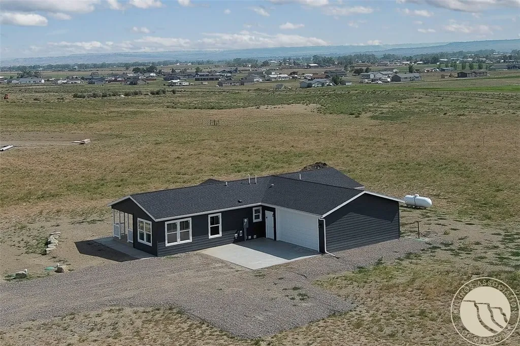 3418 High Noon Shepherd MT 59079