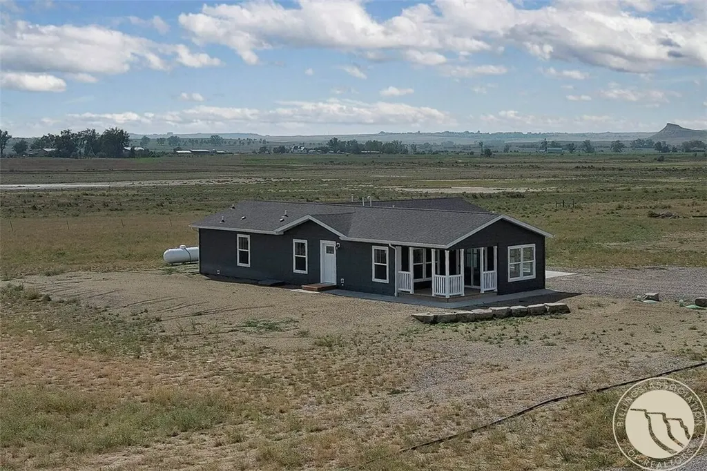 3418 High Noon Shepherd MT 59079