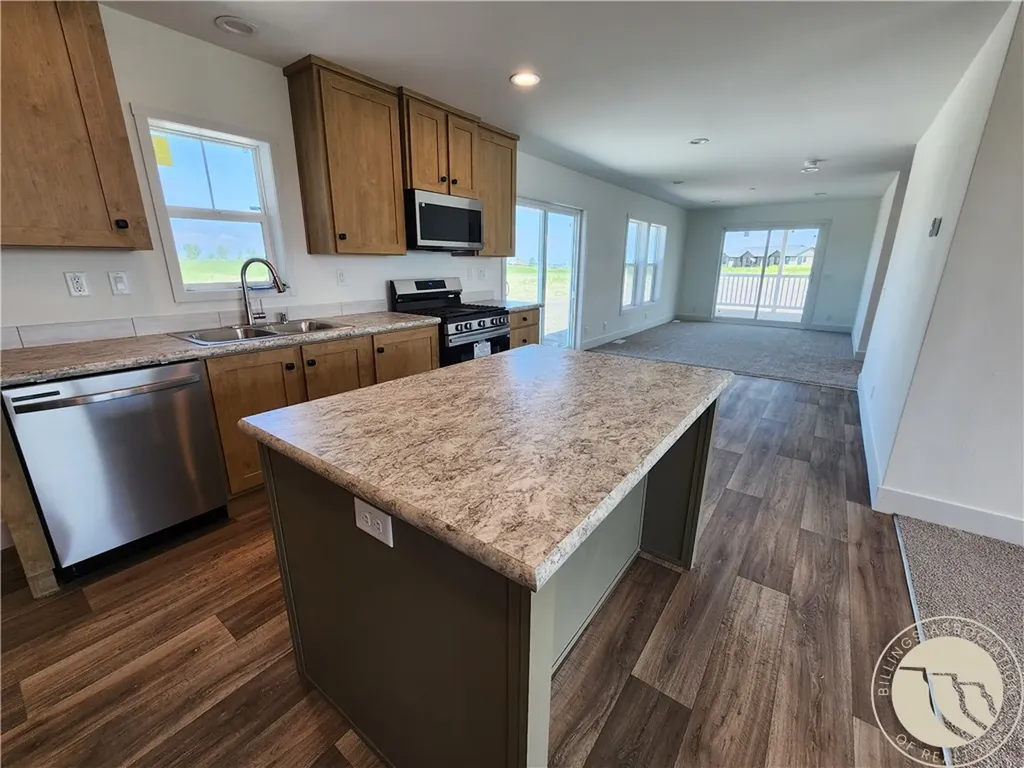 3507 High Noon Shepherd MT 59079