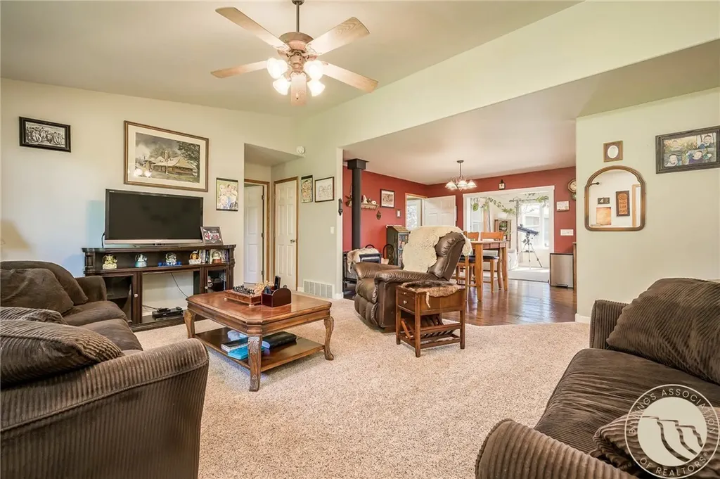 24 S Swan Lane Fromberg MT 59059