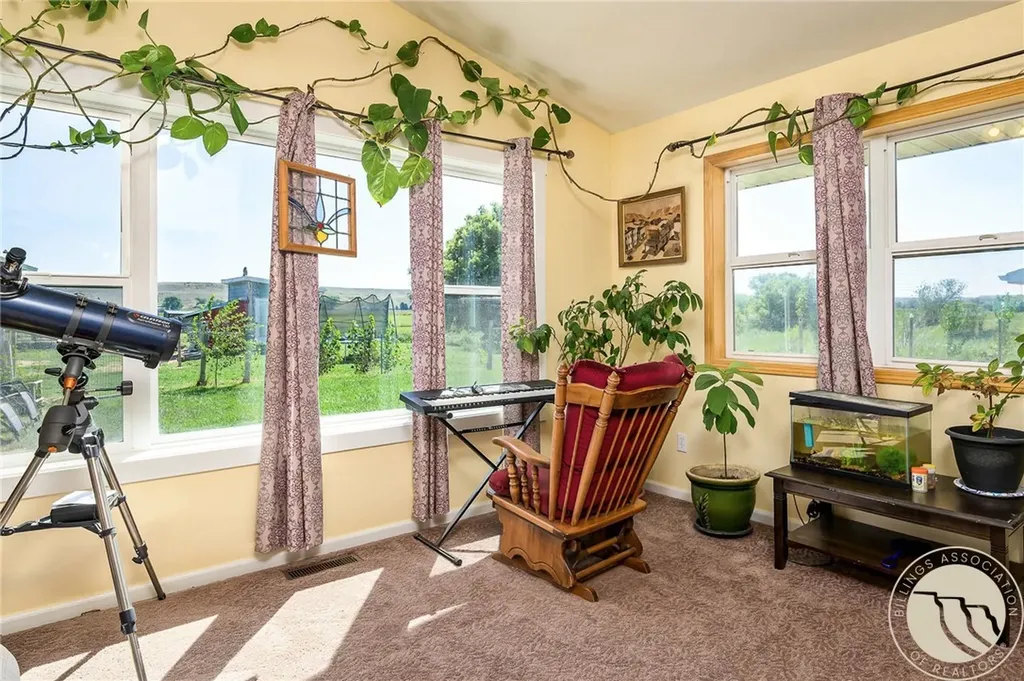 24 S Swan Lane Fromberg MT 59059