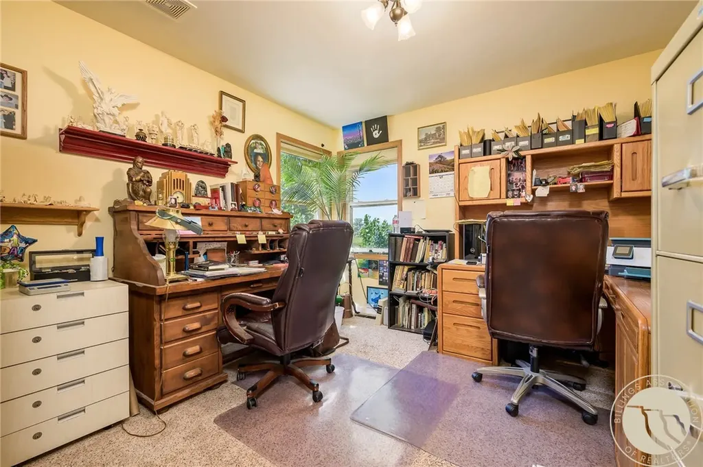 24 S Swan Lane Fromberg MT 59059