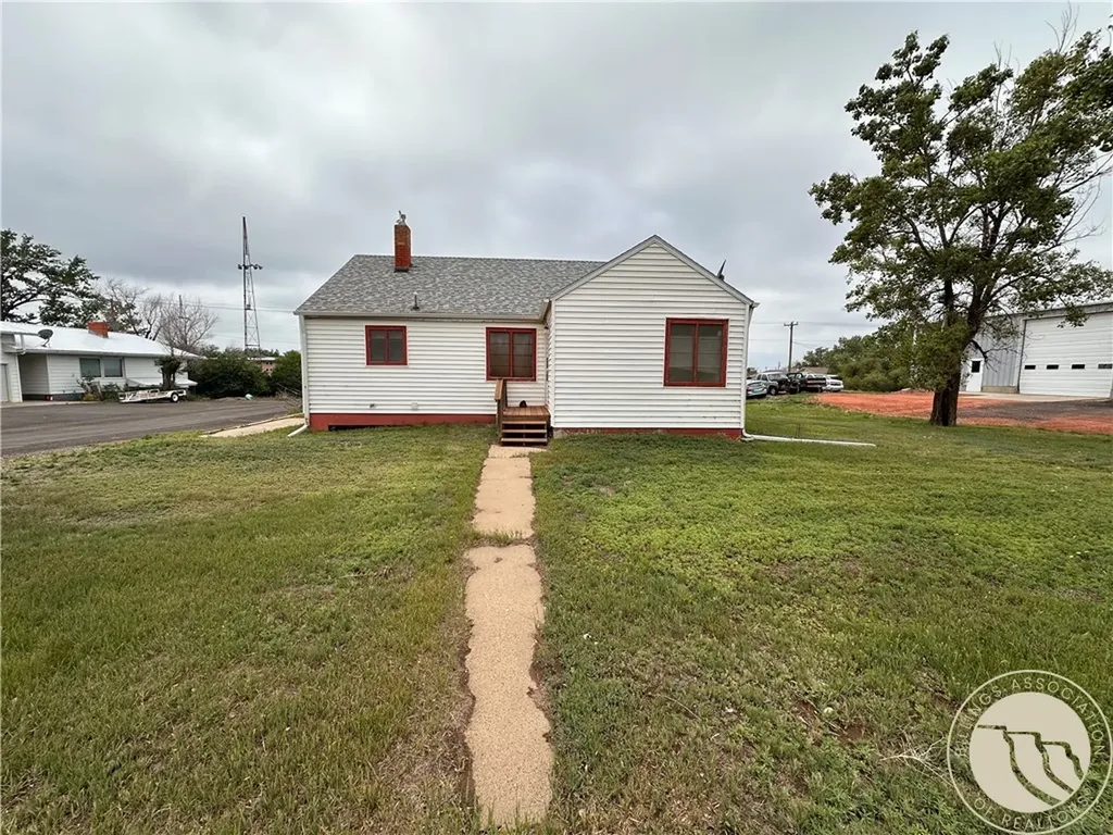 131 S 1st Street W Baker MT 59313