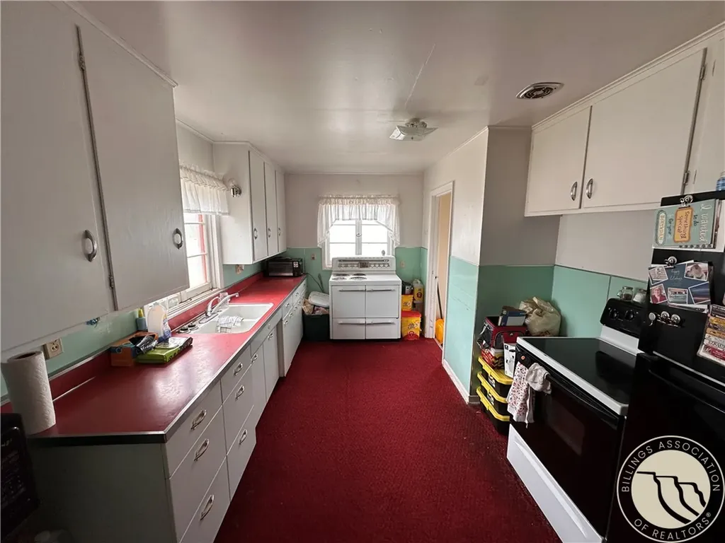 131 S 1st Street W Baker MT 59313