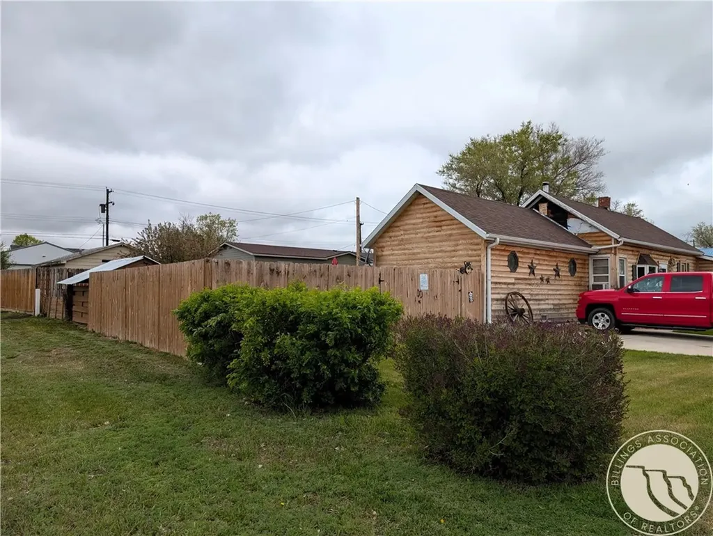 327 2nd Avenue W Culbertson MT 59218