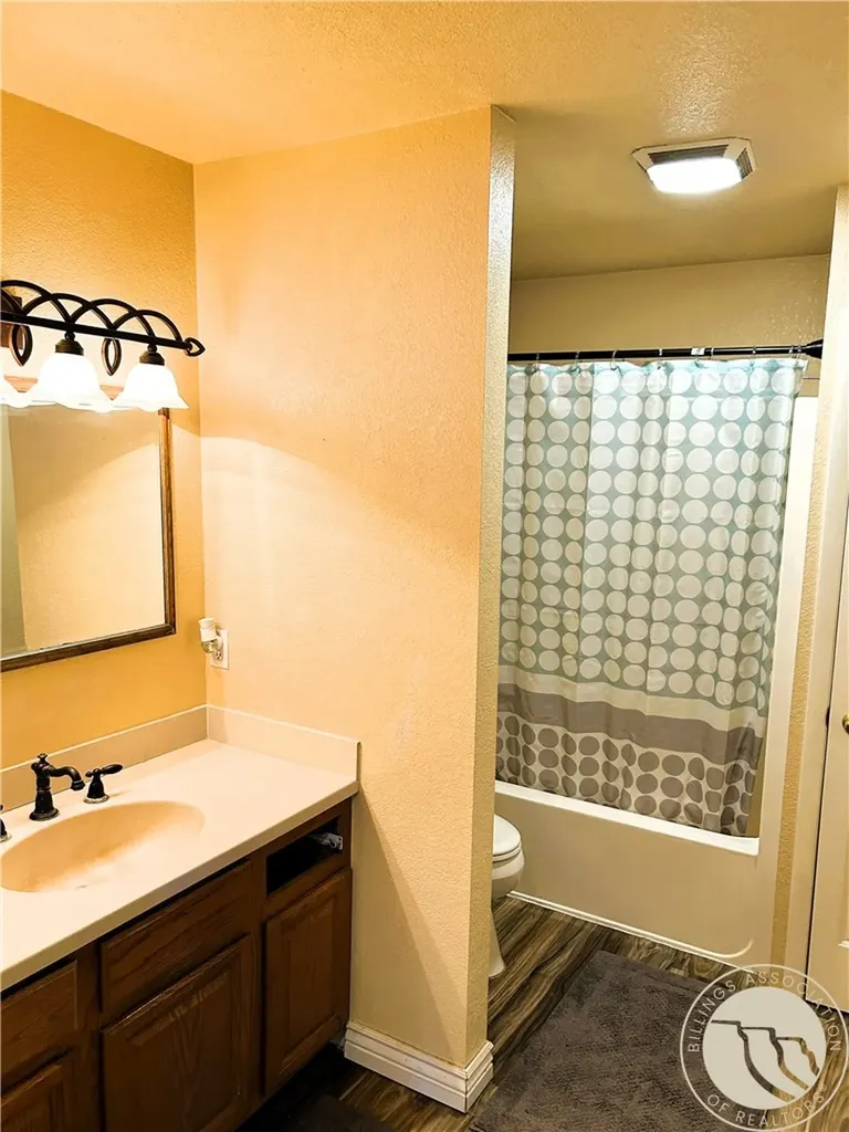 914 Blue Sage Court Hardin MT 59034