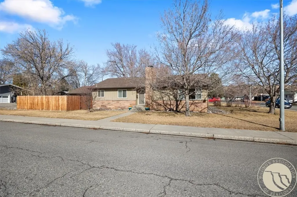 1329 Parkhill Drive Billings MT 59102