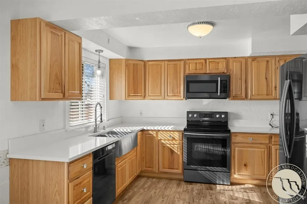 1329 Parkhill Drive Billings MT 59102