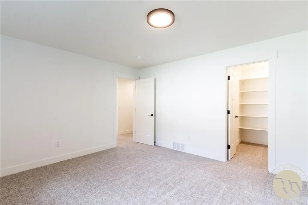 2647 Palmer Lane Billings MT 59105