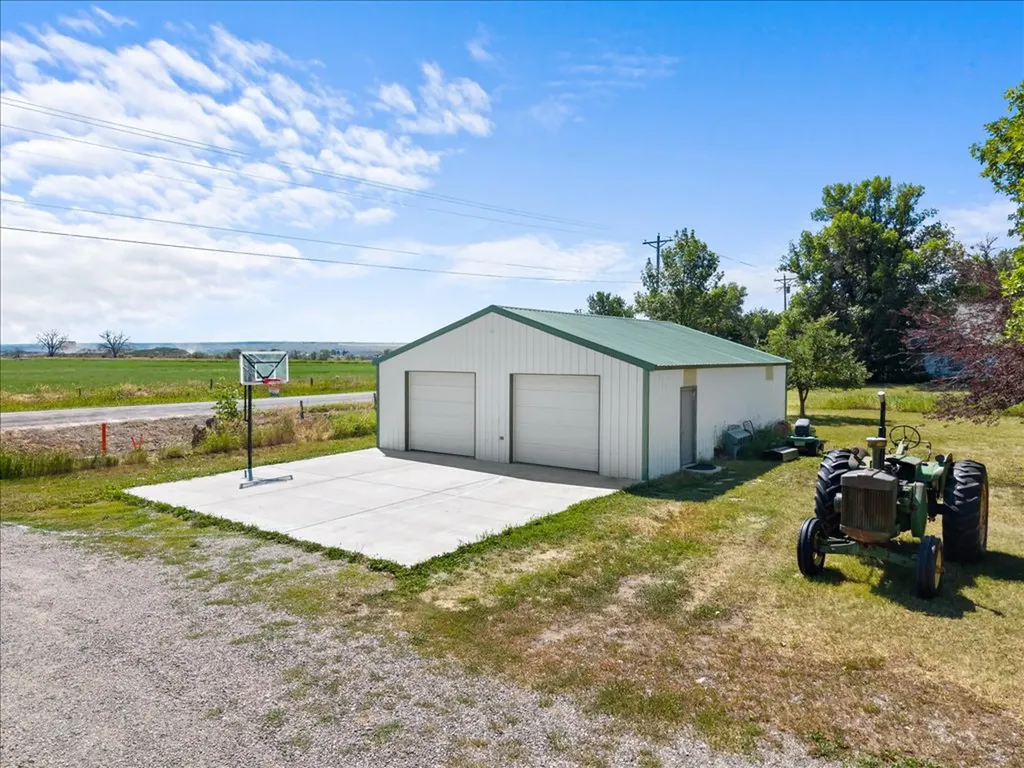 2734 S 64th Street W Billings MT 59106