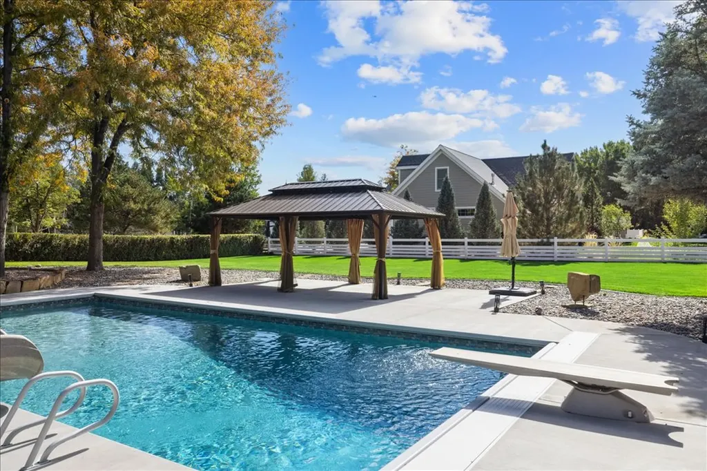 1200 Bluegrass Drive W Billings MT 59106