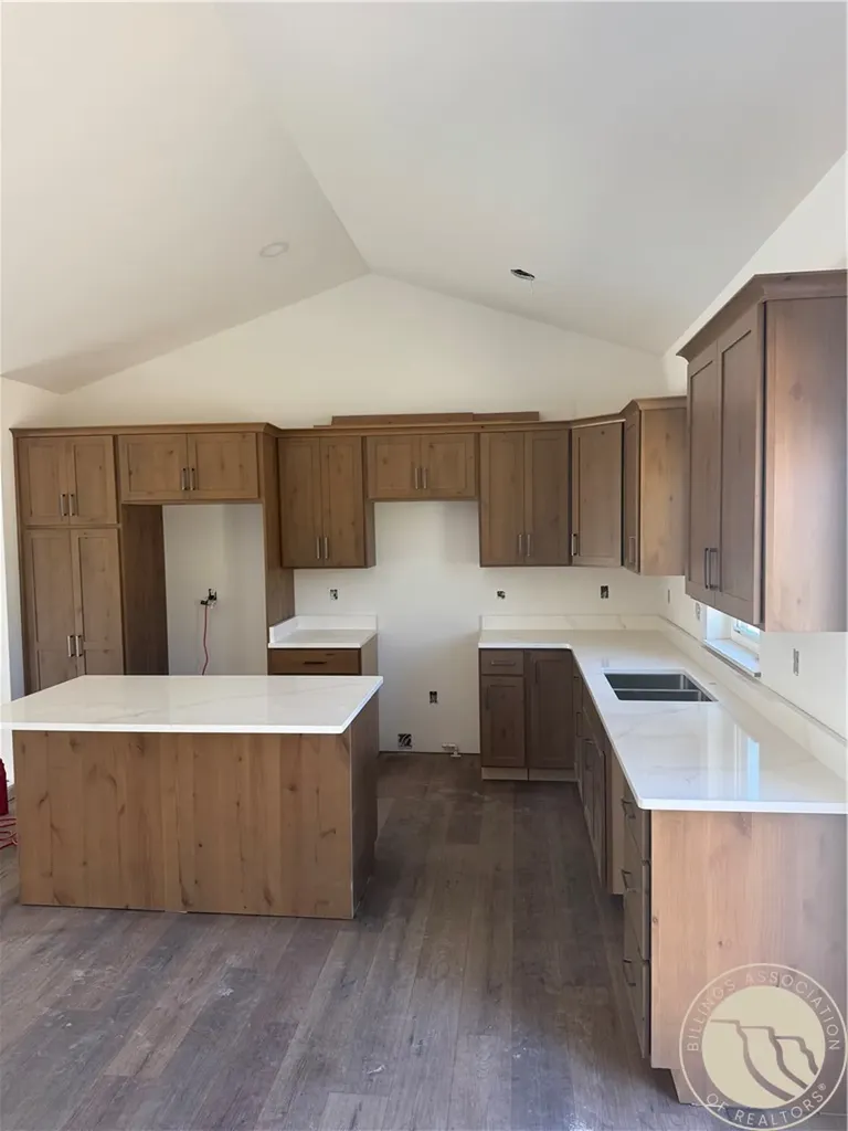 7419 Vernetti Lane Billings MT 59106